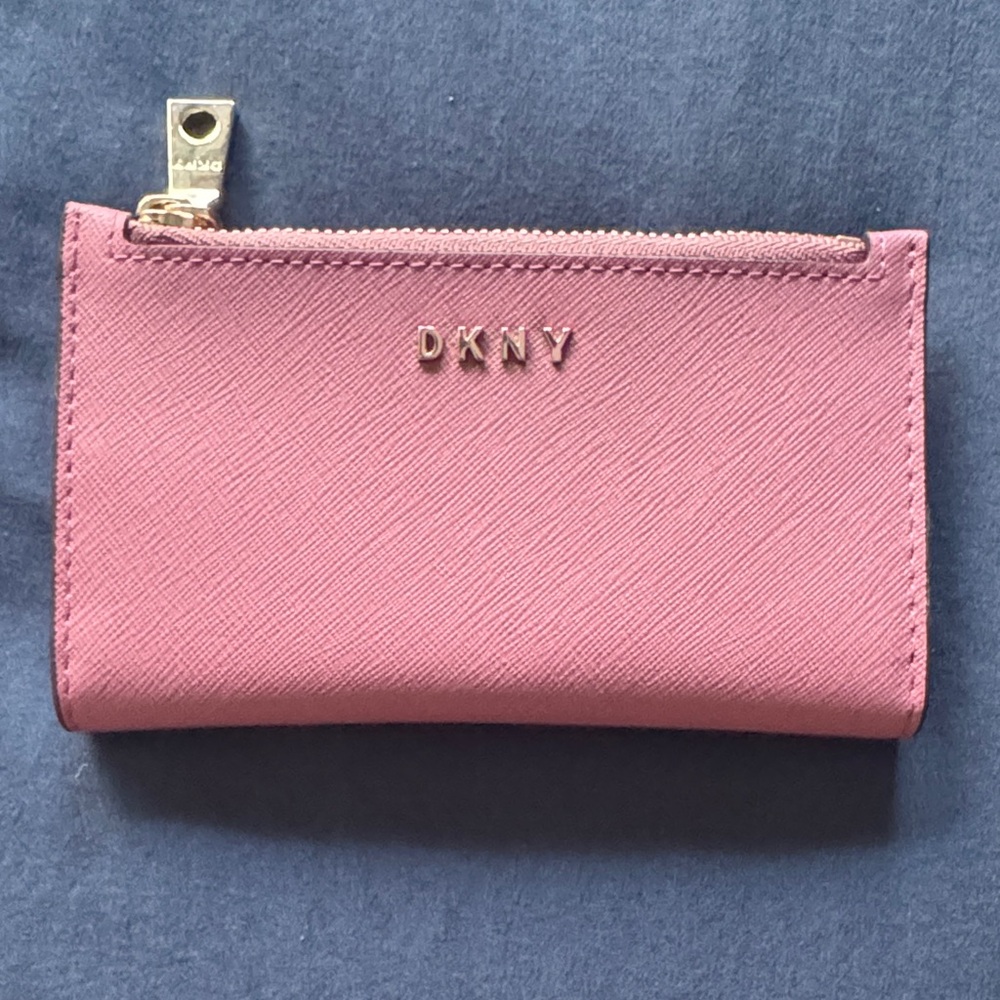 DKNY LEATHER Rose Pink Card Pouch